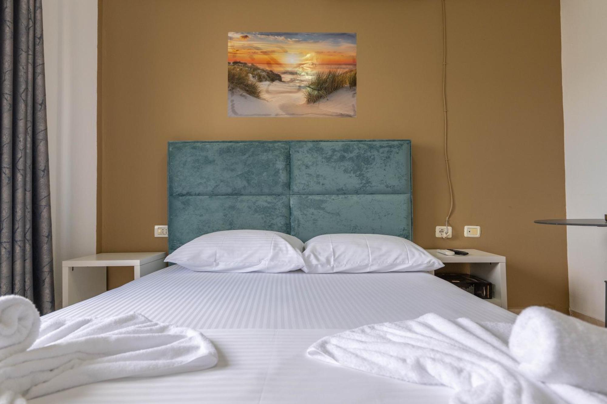 Garden Sofia - Free Parking Hotel *