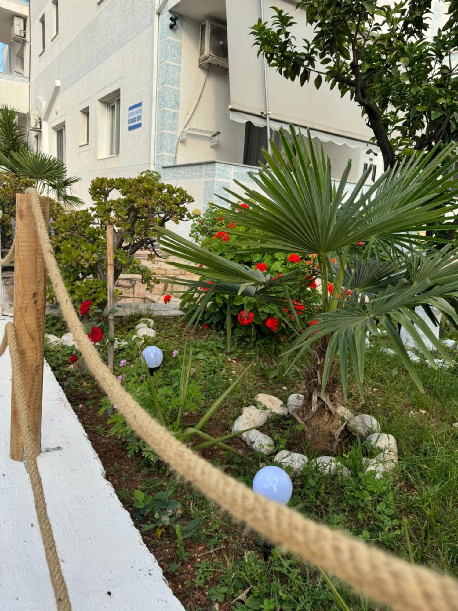 Hotel Garden Sofia - Free Parking